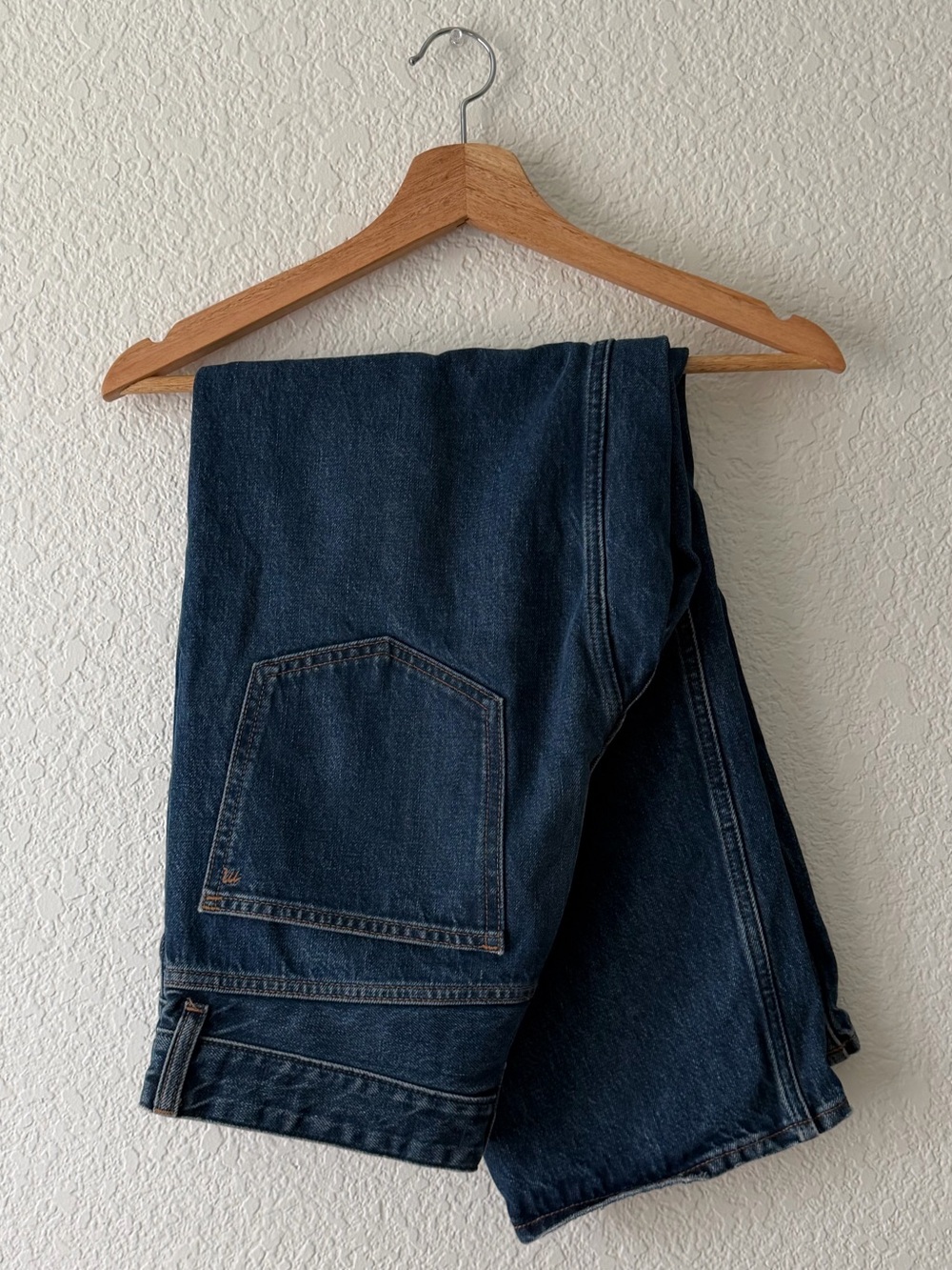 Madewell Darted Barrel Leg Jean